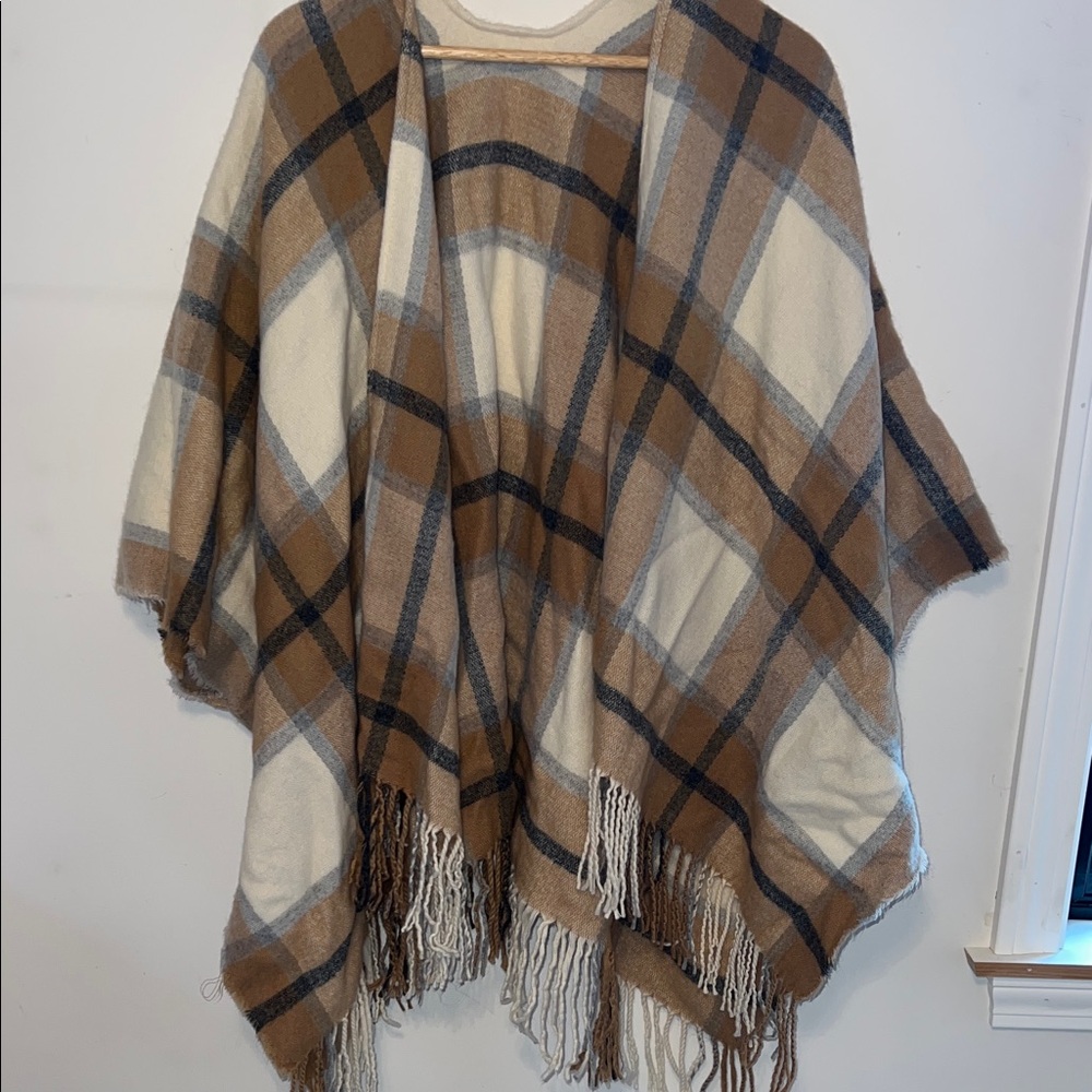 Plaid Fringe Women's Poncho